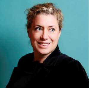 Christelle OGHIA gérante VE2A